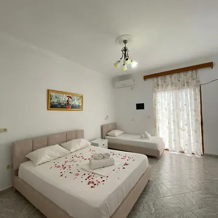 Villa Garden Ksamil