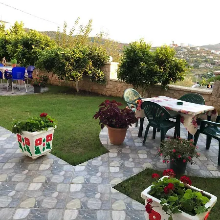 Villa Garden