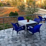 Garden וילה קסאמיל