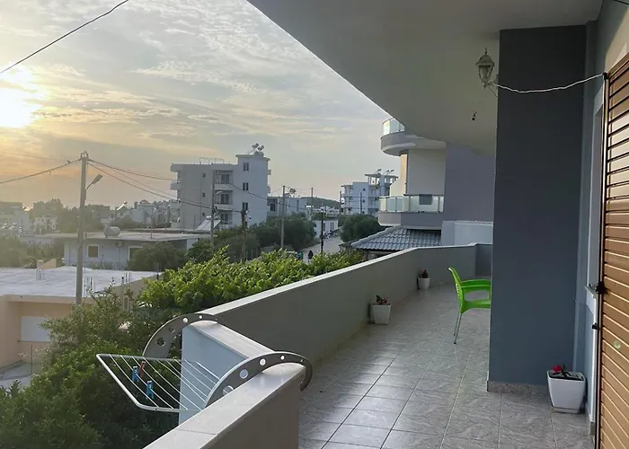 Garden Villa *