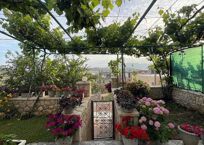 Villa Garden *